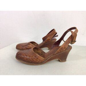 9 West Vintage Leather Sandals Chunky Clog Heels Hippie Boho Womens 7.5